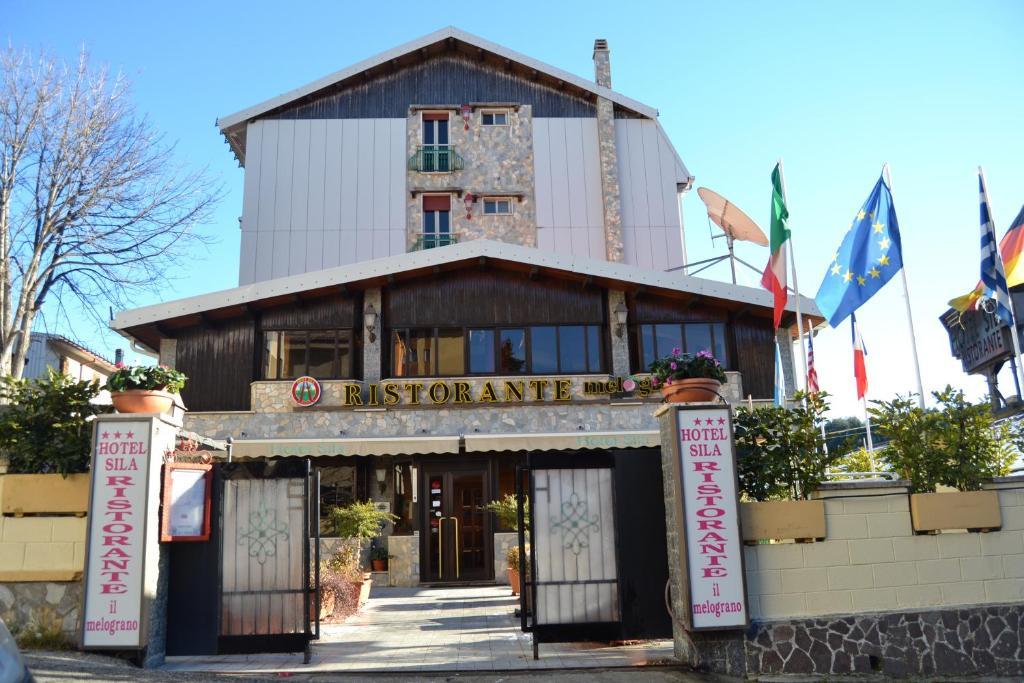 Hotel Sila カミリアテッロ・シラーノ エクステリア 写真